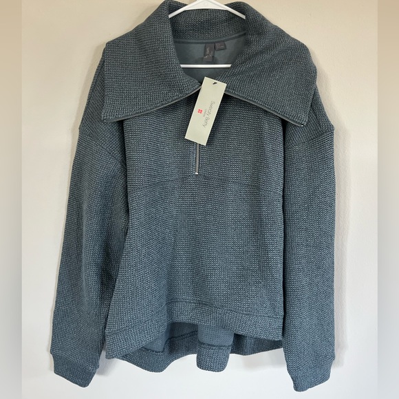 Sweaty Betty Restful Boucle Half Zip Sweatshirt - Picture 5 of 9